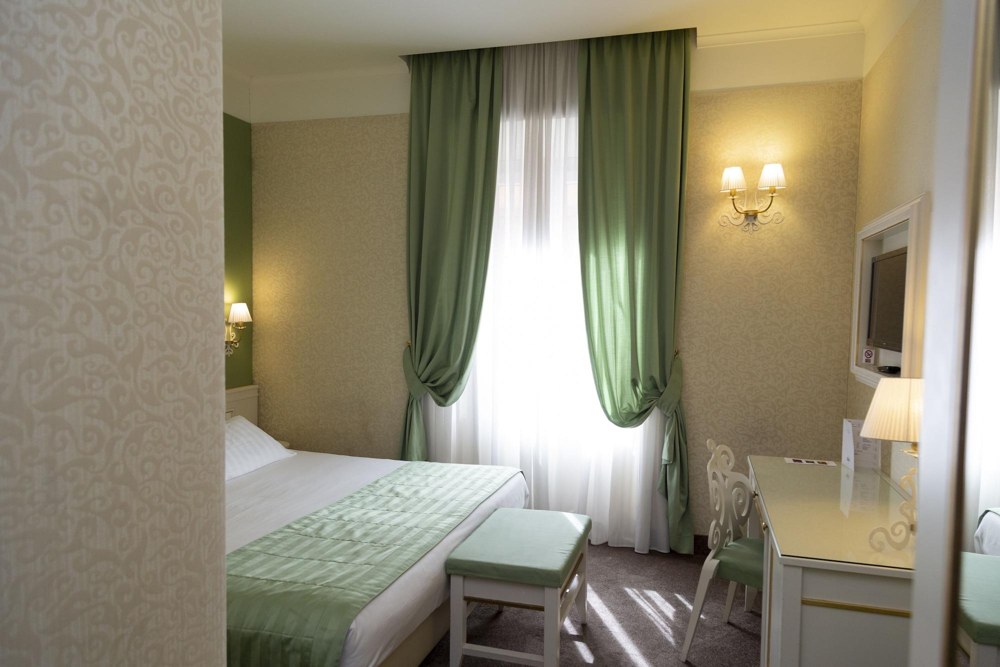 Leonardo Boutique Monti Roma