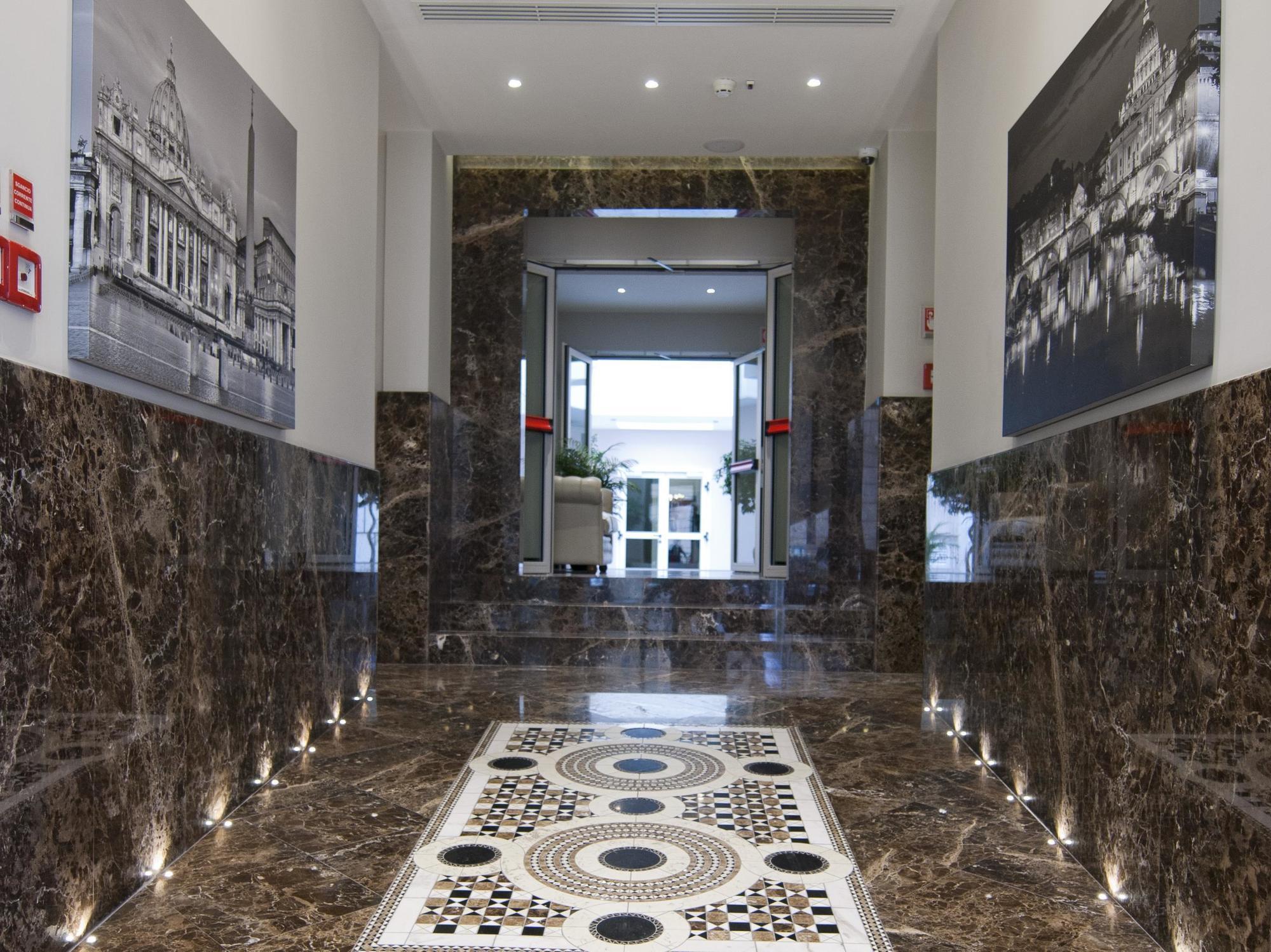 Leonardo Boutique Monti Hotel 4*
