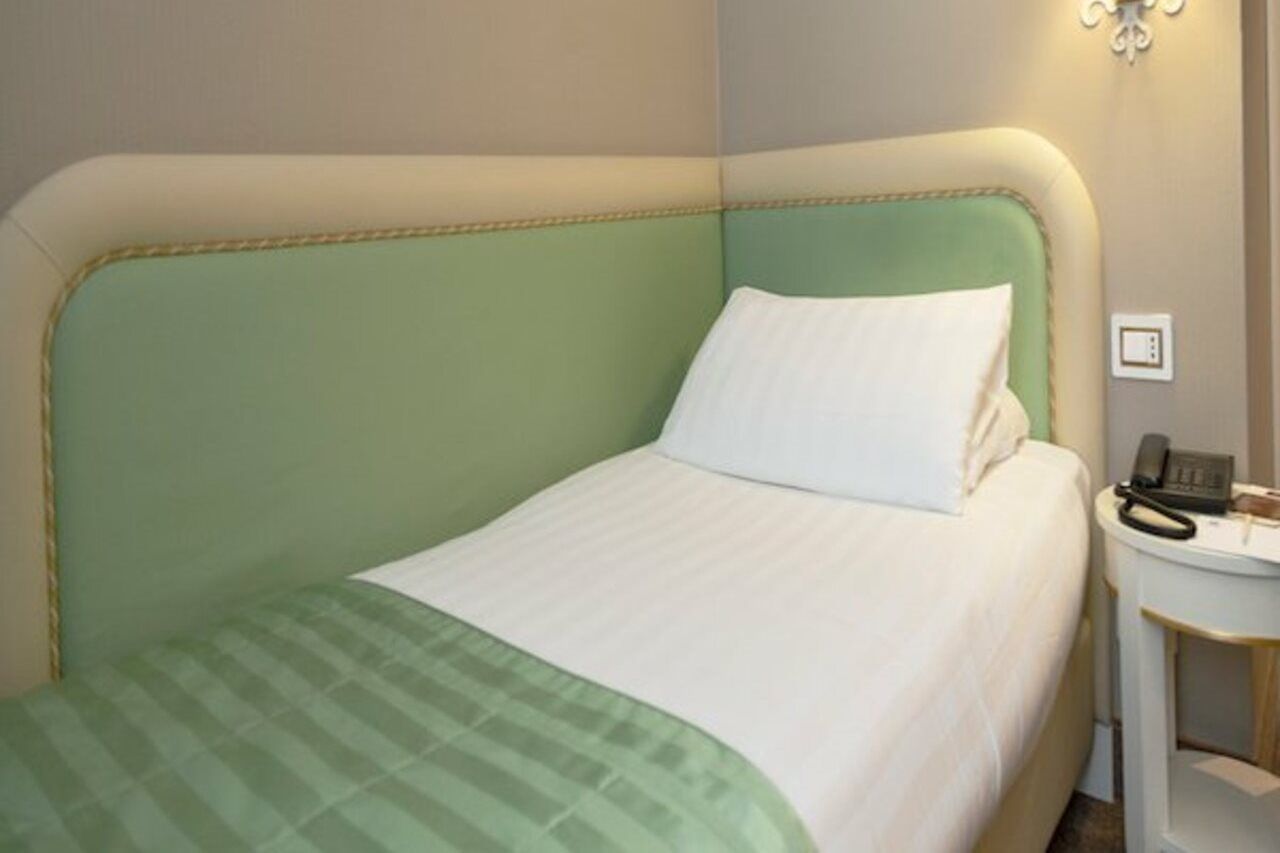 Leonardo Boutique Monti Hotel 4*