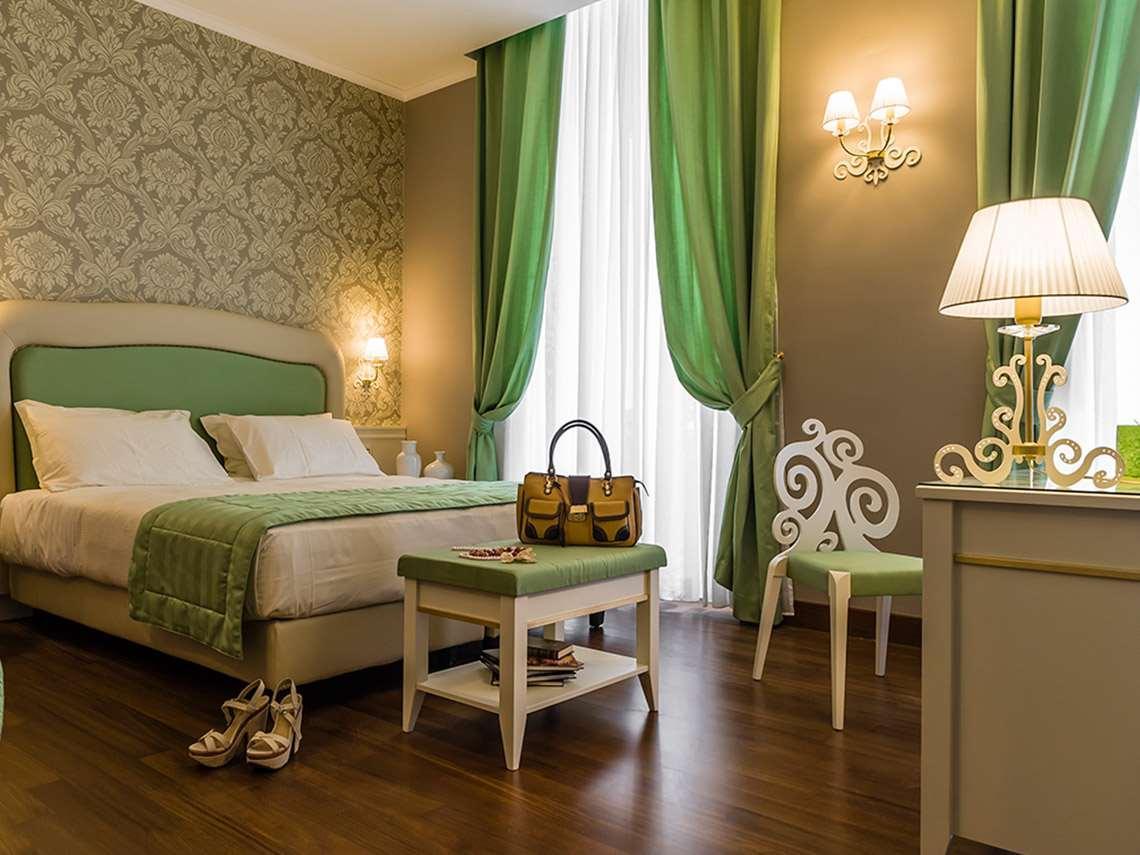 Leonardo Boutique Monti Roma